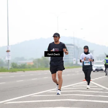 Runner Photo 7210318