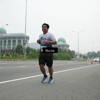 Runner Photo 7210345