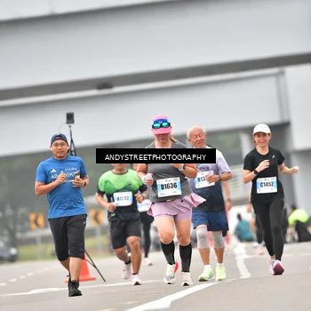 Runner Photo 7210374