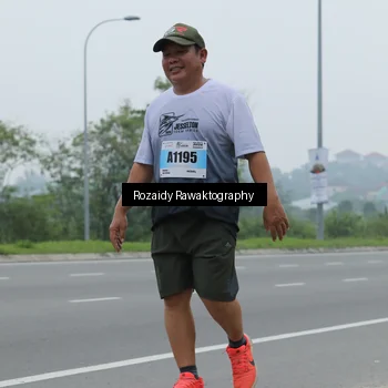 Runner Photo 7210390