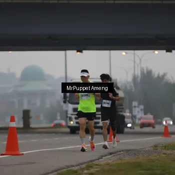 Runner Photo 7210406