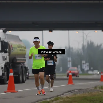 Runner Photo 7210412