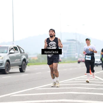 Runner Photo 7210431