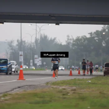 Runner Photo 7210483