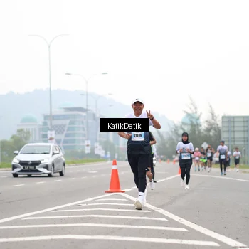 Runner Photo 7210511
