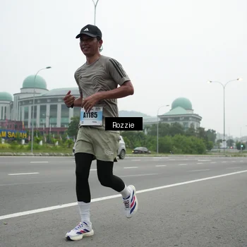 Runner Photo 7210512