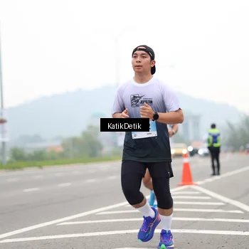 Runner Photo 7210513