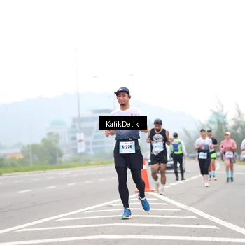Runner Photo 7210533