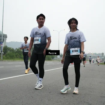 Runner Photo 7210544