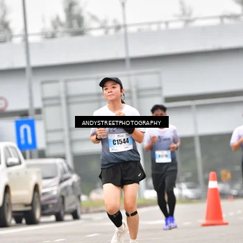 Runner Photo 7210594