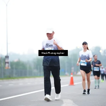 Runner Photo 7210598
