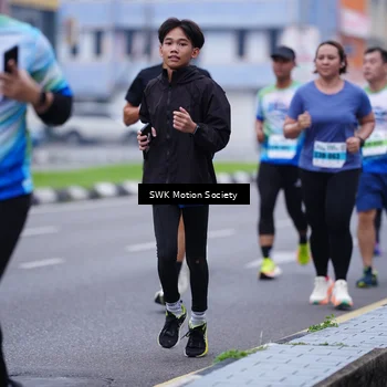 Runner Photo 7210604