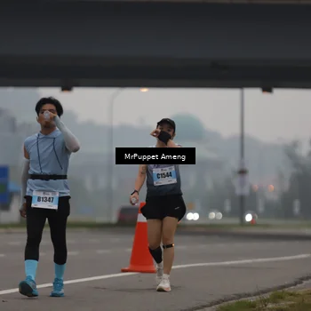 Runner Photo 7210642