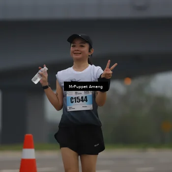 Runner Photo 7210656