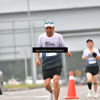 Runner Photo 7210657