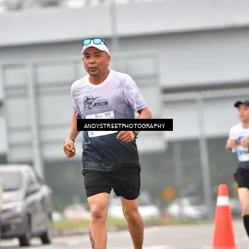 Runner Photo 7210663