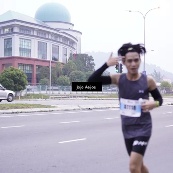 Runner Photo 7210665