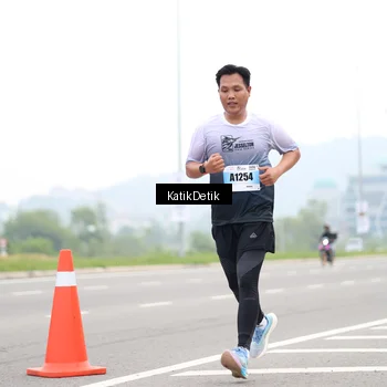 Runner Photo 7210666