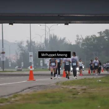 Runner Photo 7210669