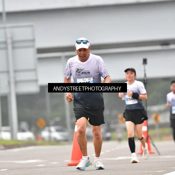 Runner Photo 7210671