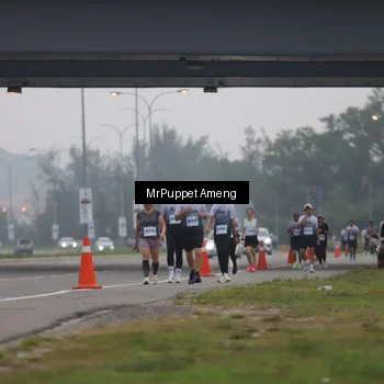 Runner Photo 7210674