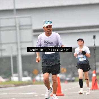Runner Photo 7210678