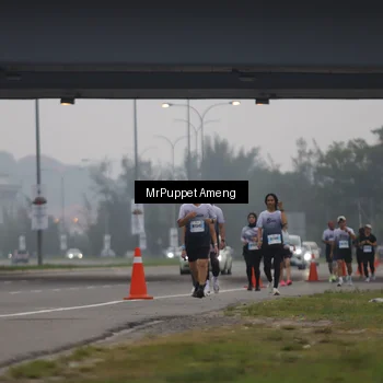 Runner Photo 7210687