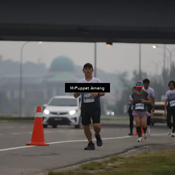 Runner Photo 7210690