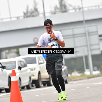 Runner Photo 7210696