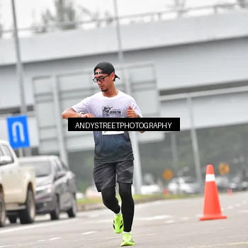Runner Photo 7210699
