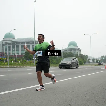 Runner Photo 7210700
