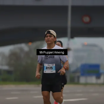 Runner Photo 7210735