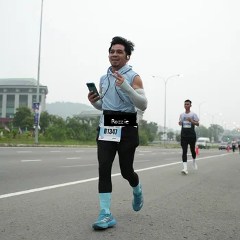 Runner Photo 7210741