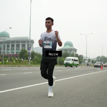 Runner Photo 7210742