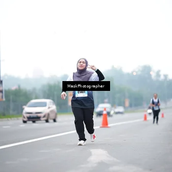 Runner Photo 7210749
