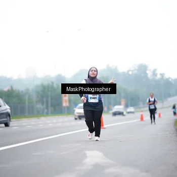 Runner Photo 7210751