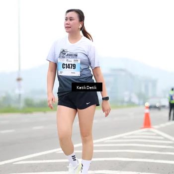 Runner Photo 7210768