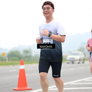 Runner Photo 7210838