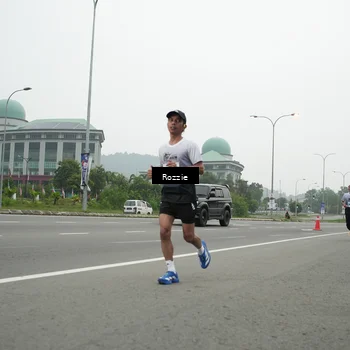 Runner Photo 7210839