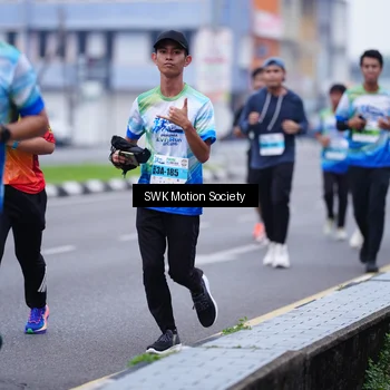 Runner Photo 7210858