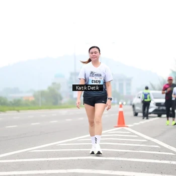 Runner Photo 7210884