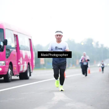 Runner Photo 7210893