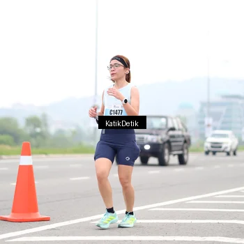 Runner Photo 7210897