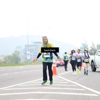 Runner Photo 7210935