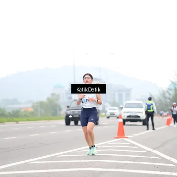 Runner Photo 7210964