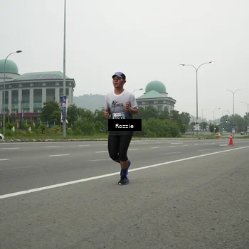 Runner Photo 7211000