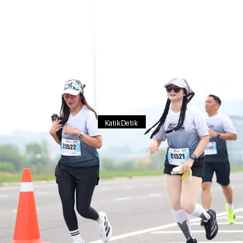 Runner Photo 7211083