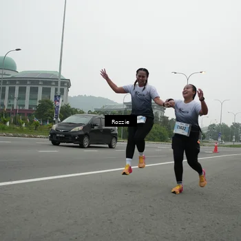 Runner Photo 7211084