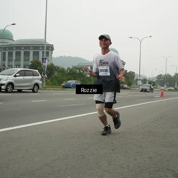 Runner Photo 7211188