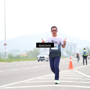 Runner Photo 7211258